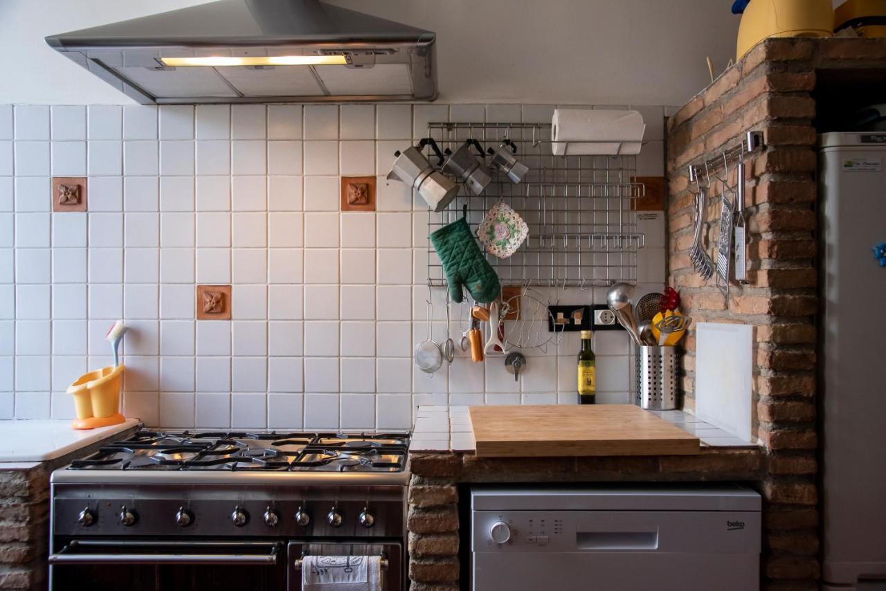 Casa Juli: 70Mq-Centro-Trieste Luaran gambar